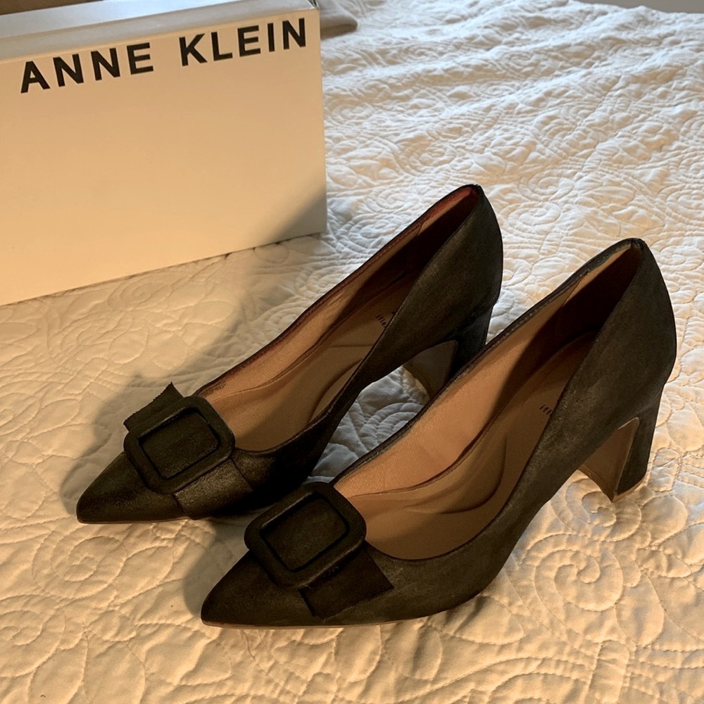 Anne Klein heels New